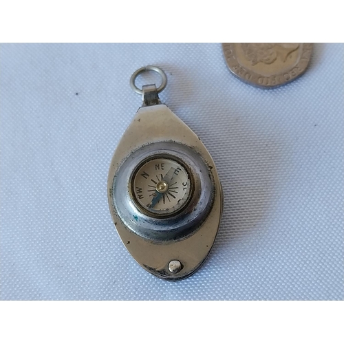 187 - vintage key ring compass in leather case