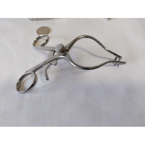 259 - mid 20th Century medical equipment inc forceps,