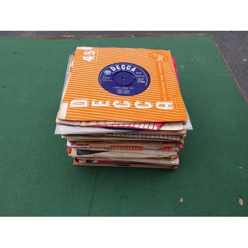 45 - 50x 1960s vinyl records 45 RPM