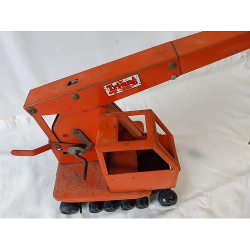 70 - vintage tin plate Triang crane