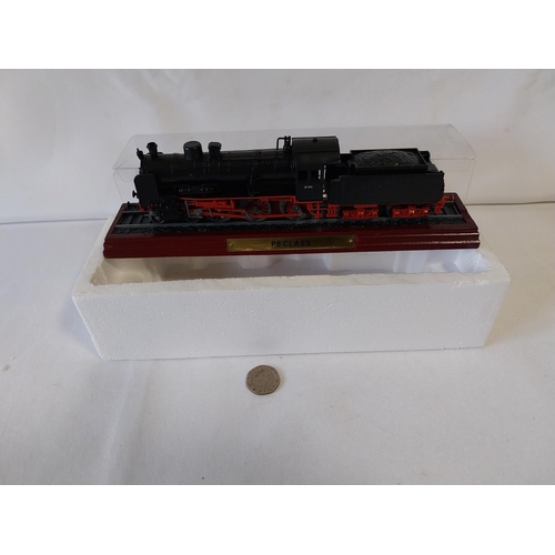 100 - Atlas Editions static model train OO gauge mint in box P8 Class