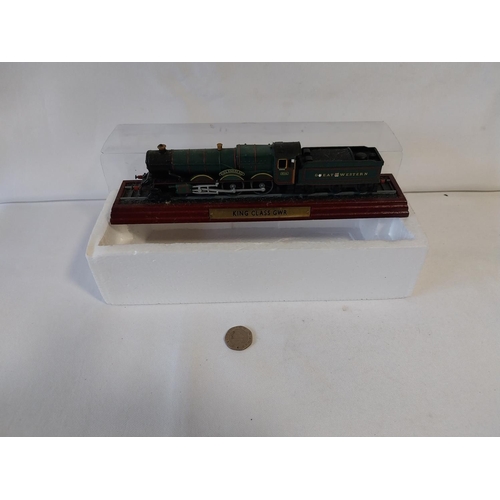 130 - Atlas Editions static model train OO gauge mint in box King Class GWR