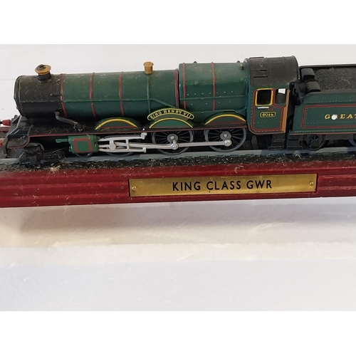 130 - Atlas Editions static model train OO gauge mint in box King Class GWR