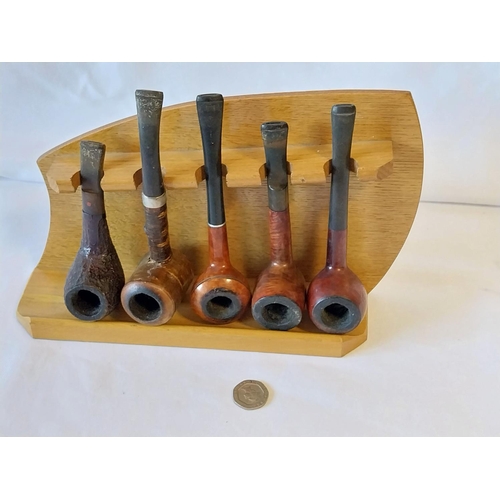 168 - vintage smokers pipe rack with 5 pipes