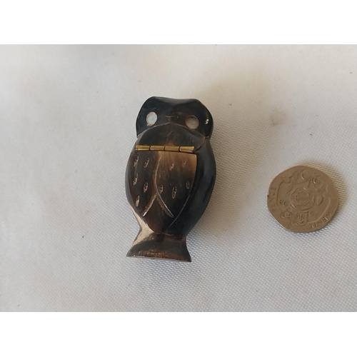 173 - horn pill pot in the shape of an Owl