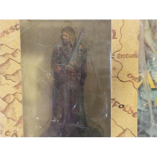 165 - Lord of The Rings Collectors Models hand painted scale replicas cast in lead issue 59 & 60