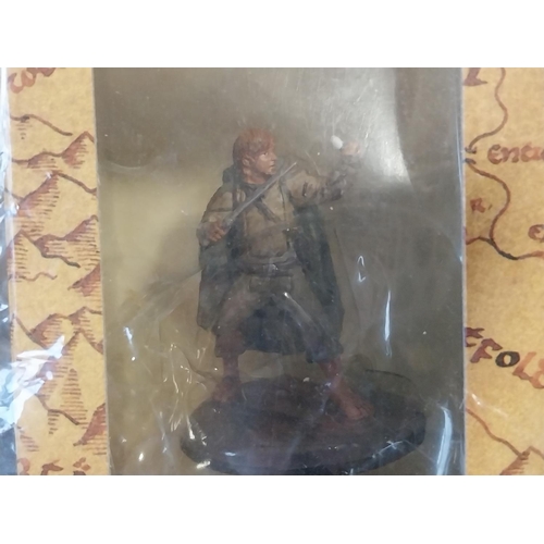 187 - Lord of The Rings Collectors Models hand painted scale replicas cast in lead issue 63 & 64