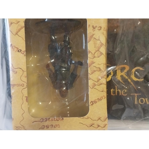 223 - Lord of The Rings Collectors Models hand painted scale replicas cast in lead issue 85 & 86