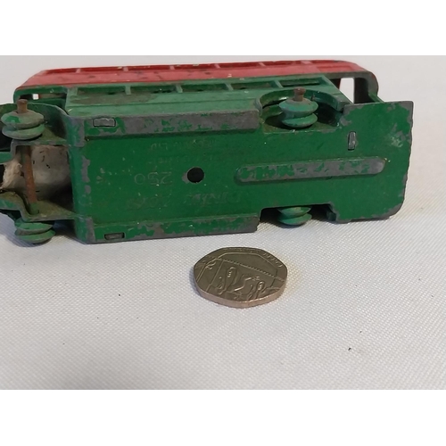 252 - vintage Dinky diecast bus