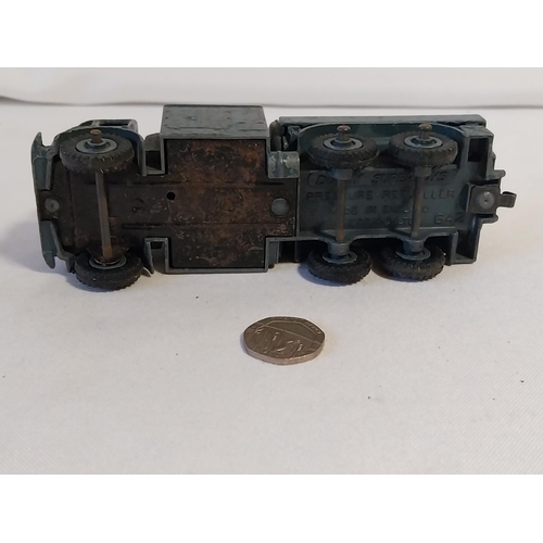 254 - vintage Dinky diecast 642