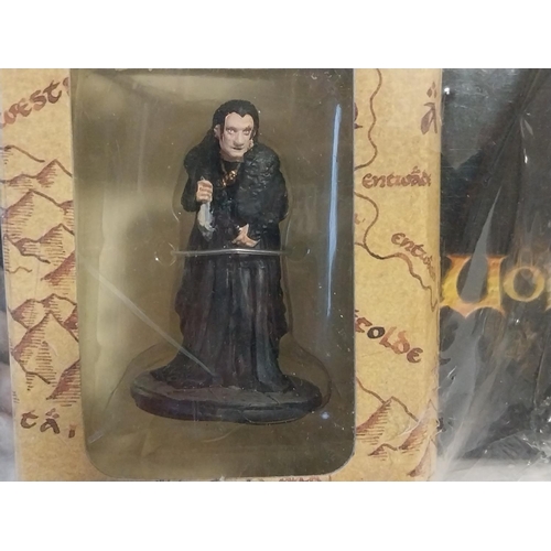 51 - Lord of The Rings Collectors Models hand painted scale replicas cast in lead issue 11 & 12