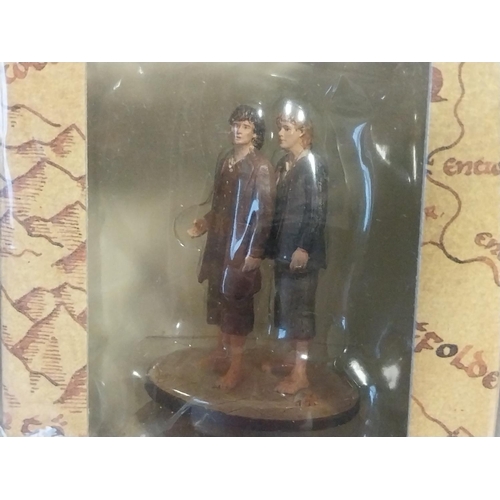 55 - Lord of The Rings Collectors Models hand painted scale replicas cast in lead issue 19 & 20