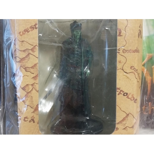 78 - Lord of The Rings Collectors Models hand painted scale replicas cast in lead issue 25 & 26