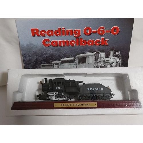 109 - OO Gauge Atlas Editions static locomotive on plinth mint condition with booklet