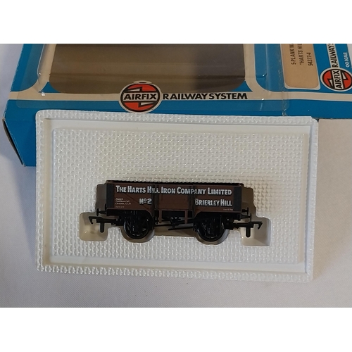 127 - Airfix OO Gauge 5-Plank Wagon boxed