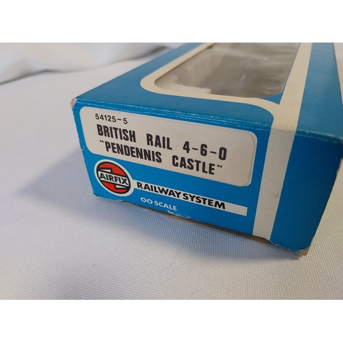 27 - Airfix OO Gauge British Rail 4-6-0 Pendennis Castle boxed