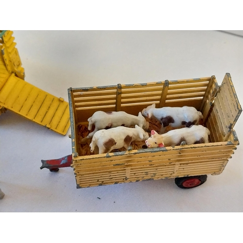 48 - Corgi Toys Beast Carrier with original cows