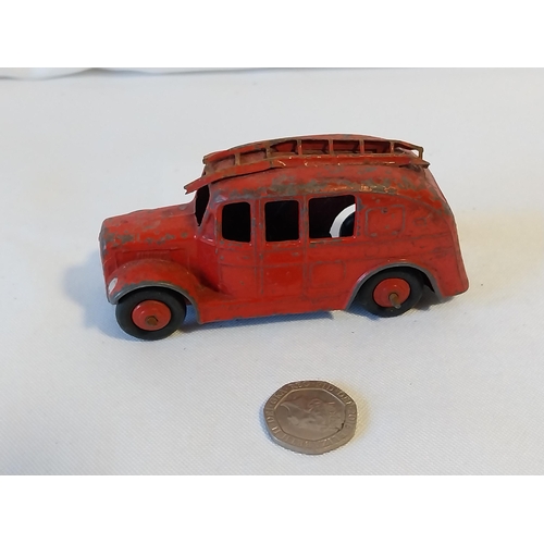 51 - vintage Dinky diecast Fire Van