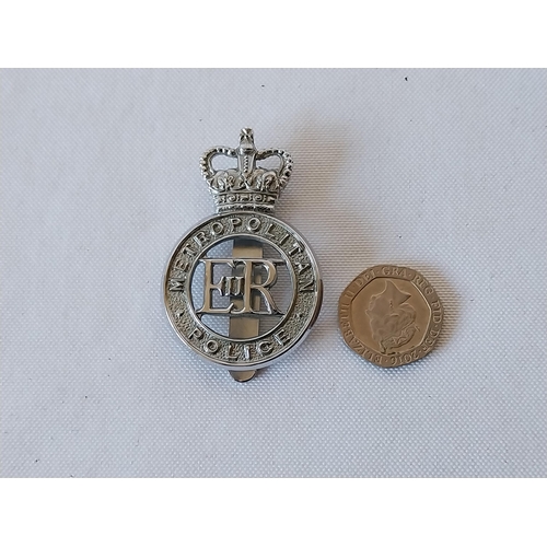 176 - Metropolitan Police cap badge