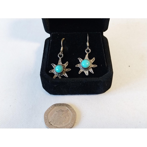 78 - 925 Silver earrings boxed