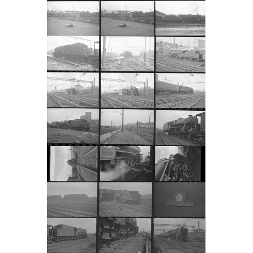 154 - Railway black & white negatives, mostly 35mm but some 2 1/4, approx. 236. A great publishing opportu... 