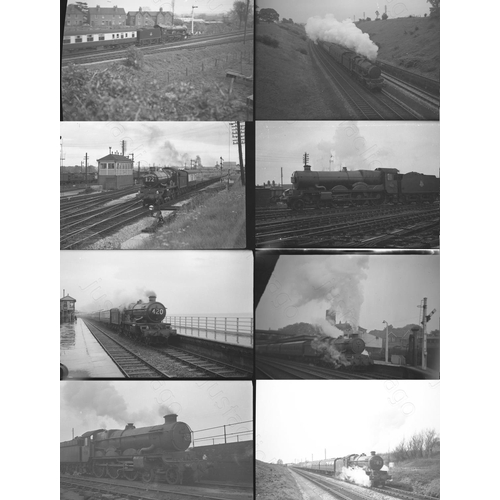 46 - Castle Class BR (W) original Black & white negatives, mixed formats, approx. 110. Most date from the...