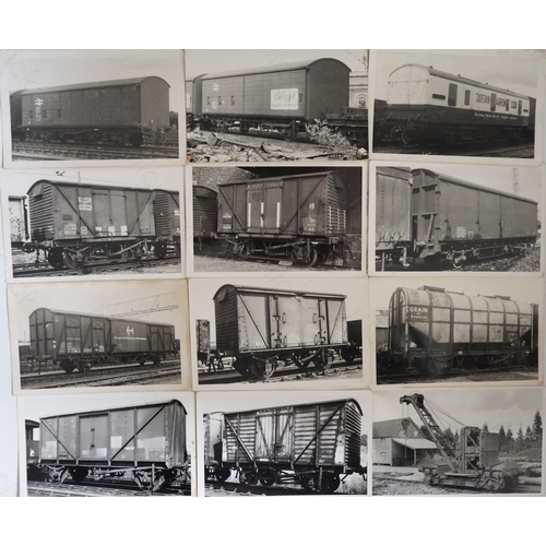 137 - Approx 450 postcard size black & white and colour prints. A large collection of Wagons and rolling s... 