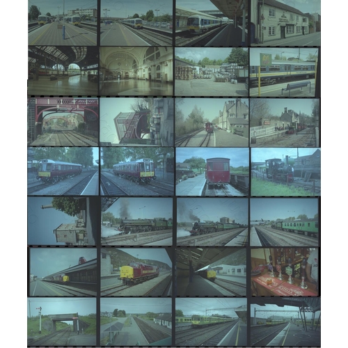 212 - Heritage Railways, modern traction and infrastructure assortment.
Approx. 45 whole film, good qualit... 