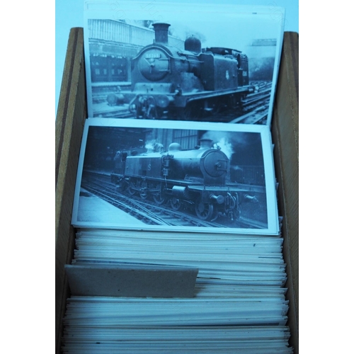 390 - Scottish/LMS locomotives. A stunning collection of approx. 1100, postcard size black and white print... 