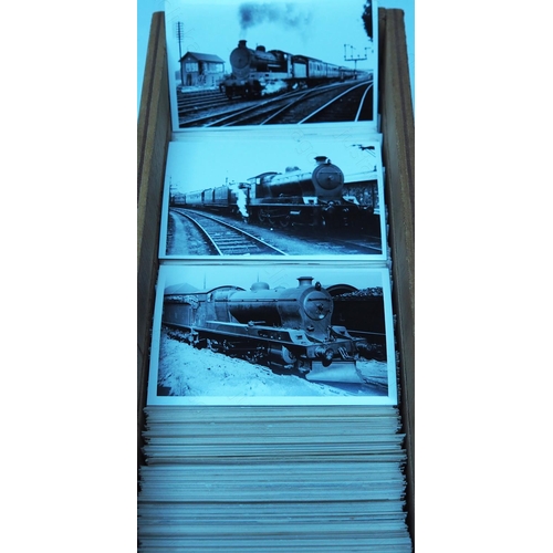 390 - Scottish/LMS locomotives. A stunning collection of approx. 1100, postcard size black and white print... 