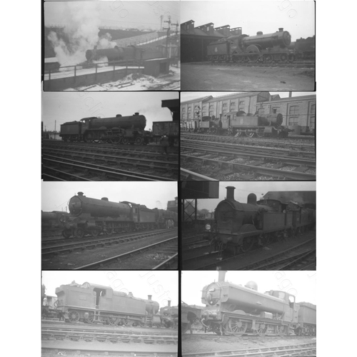 414 - BR steam. A selection of approx. 150, medium and larger format black & white negatives. The original... 