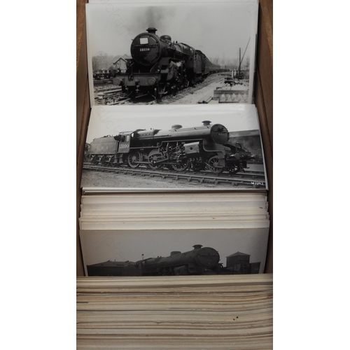 493 - L.M.S./BR Class 4 locomotives. A stunning and very comprehensive collection of approx. 1200, postcar... 