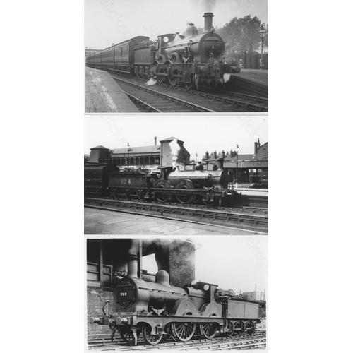 292 - Midland Railway locomotives. A stunning and very comprehensive collection of approx. 1000, postcard ... 