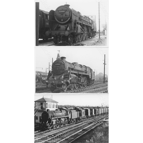 294 - B.R. Standard Railway locomotives. A stunning and very comprehensive collection of approx. 700, post... 