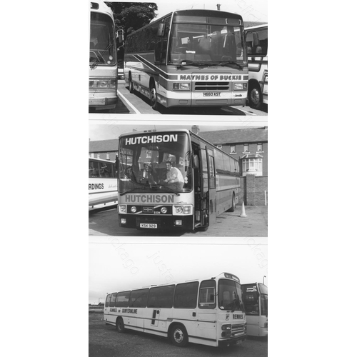 314 - Approx. 200 postcard size black & white and a few colour prints.
A good selection of UK Bus types an... 