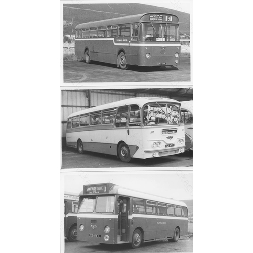 315 - Approx. 200 postcard size black & white and a few colour prints.
A good selection of UK Bus types an... 