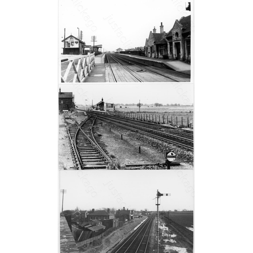 319 - Infrastructure, Station views. A good quality selection of postcard size black and white prints. The... 