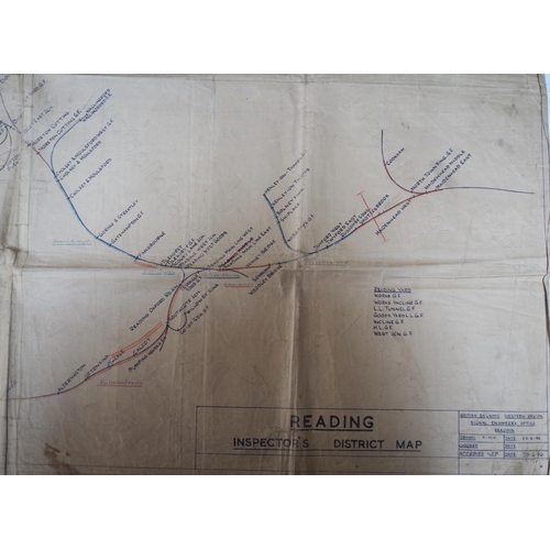 335 - A selection of folders, booklets and paperwork all signalling related. Includes: Swindon Station Wes... 