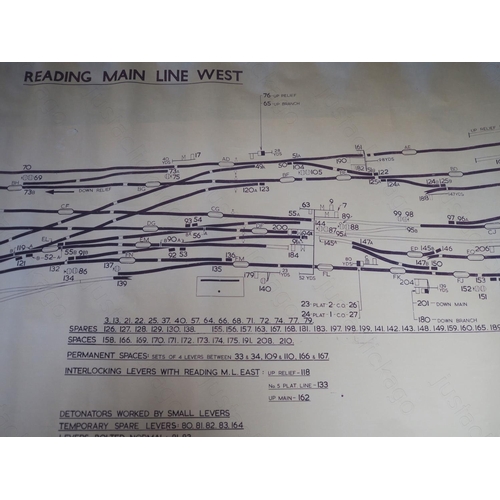 336 - Signalling diagrams and track plans all Western Region.
Original used BR working plans including: 
1... 