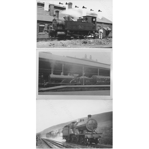 318 - London South Western/Southern and Midland/LMS locomotives. A fine collection of commercial photograp... 