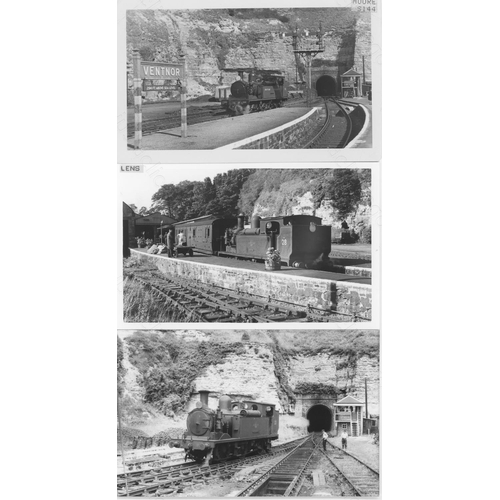 139 - Railway. Infrastructure. Approx. 113, black and white postcard size prints, housed in a plastic wall... 