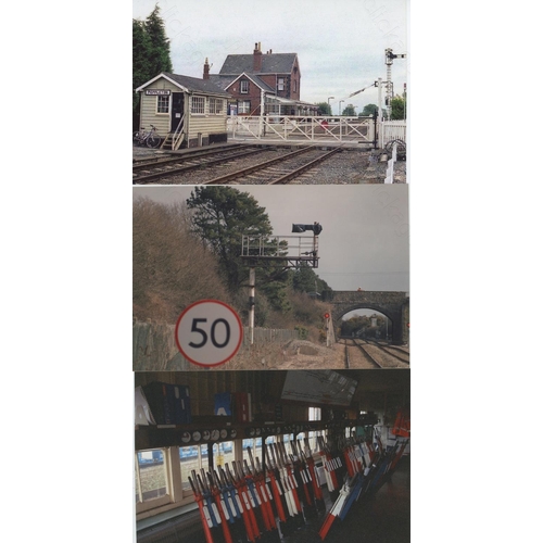 14 - Railway. Infrastructure - Signal boxes and signalling. An assortment of approx. 300, mostly colour, ...