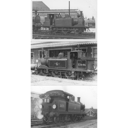 247 - Railway. B.R. Southern Region. Approx. 200, black and white, postcard size prints. Featuring BR (SR)... 