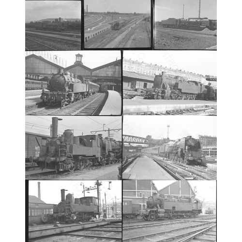 276 - Railway. Overseas Traction FRANCE. Approx. 50, black and white, individual negatives, in assorted si... 