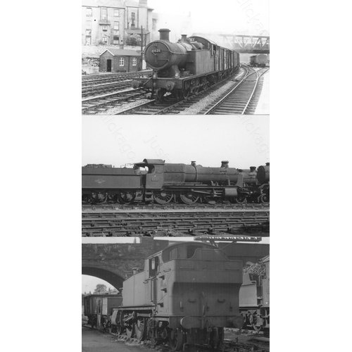 289 - Railway. Ex GWR locomotives. Approx. 480 black and white postcard size prints, from a variety of sou... 