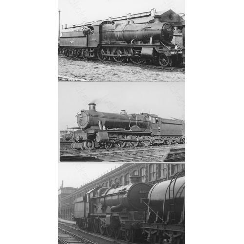 289 - Railway. Ex GWR locomotives. Approx. 480 black and white postcard size prints, from a variety of sou... 