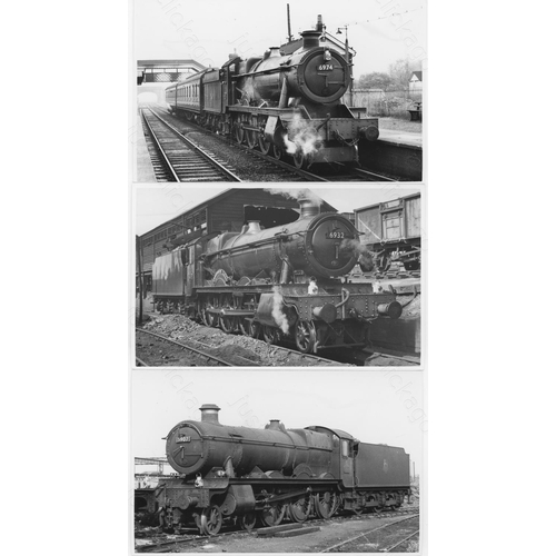 371 - Railway. ex GWR Steam. A fine collection of 100+ black and white, postcard size prints of ex GWR nam... 