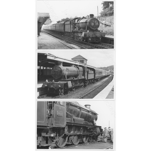 371 - Railway. ex GWR Steam. A fine collection of 100+ black and white, postcard size prints of ex GWR nam... 