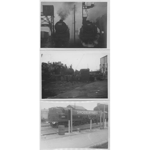 383 - Railway. B.R. Steam. A selection of approx. 100 original black and white darkroom prints. Quality is... 