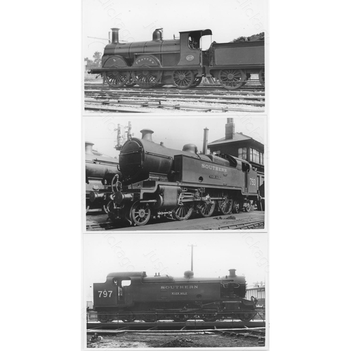 386 - Railway. Ex Southern/BR Steam. A fine collection of 100+ black and white, postcard size prints of ex... 